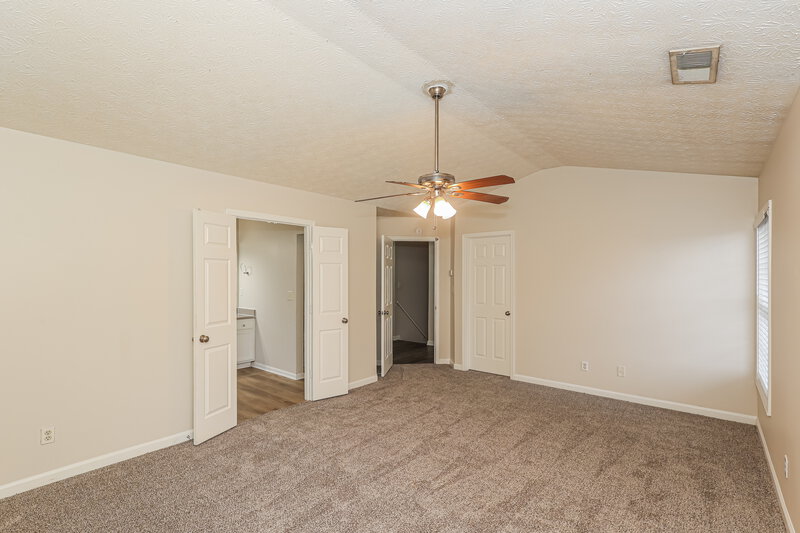 2,250/Mo, 7121 Silver Mine Xing Austell, GA 30168 Main Bedroom View