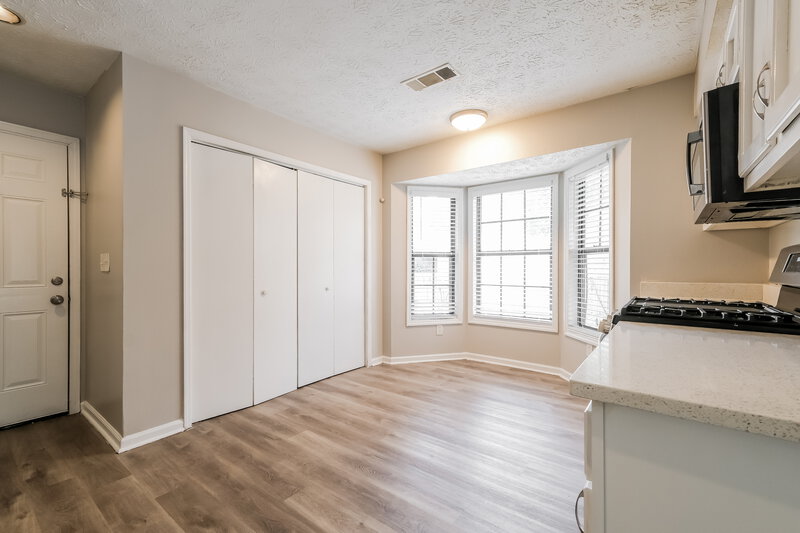 1,990/Mo, 8983 Habersham Dr Jonesboro, GA 30238 Kitchen View