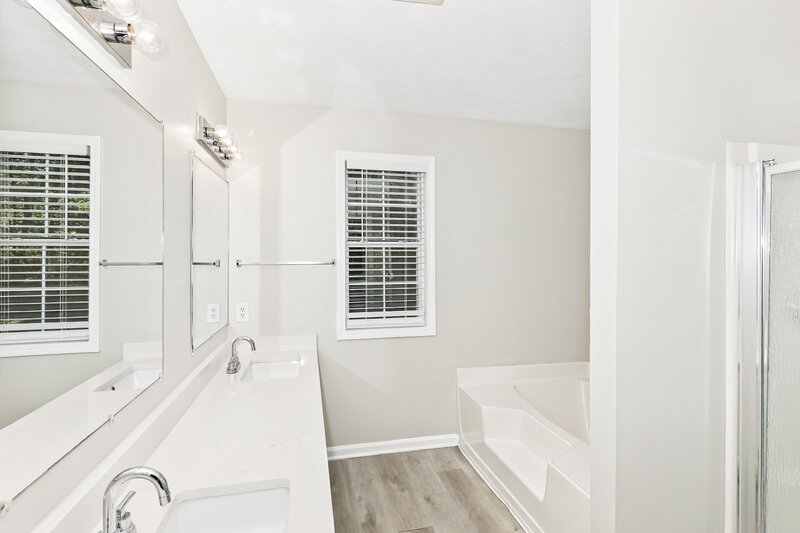 2,365/Mo, 12250 Molly Sue Ln Fayetteville, GA 30215 Primary Bathroom View