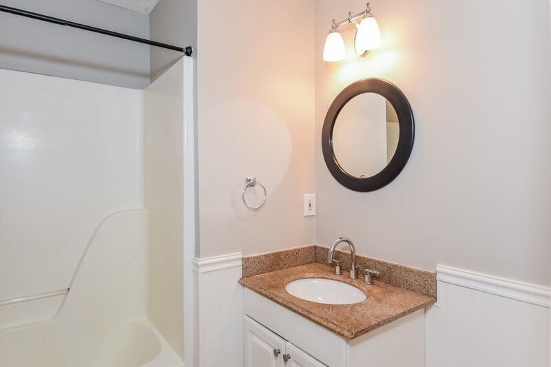 2,150/Mo, 4969 Abbotts Glen Trl NW Acworth, GA 30101 Bathroom View