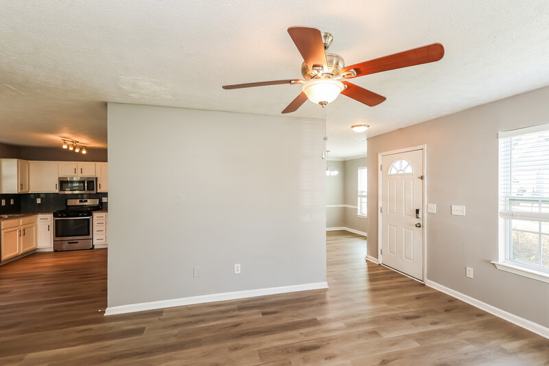 2,040/Mo, 1078 Winterbrook Way Austell, GA 30168 Living Room View 2
