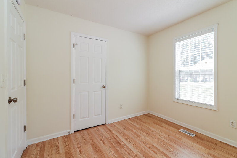 2,250/Mo, 757 Newport Dr Villa Rica, GA 30180 Bedroom View 2