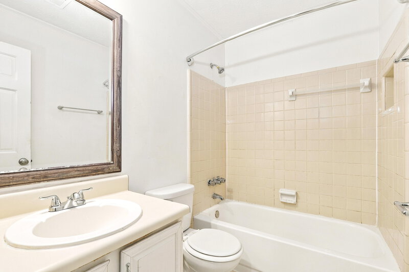 2,195/Mo, 154 County Cork Drive Mableton, GA 30126 Bathroom View