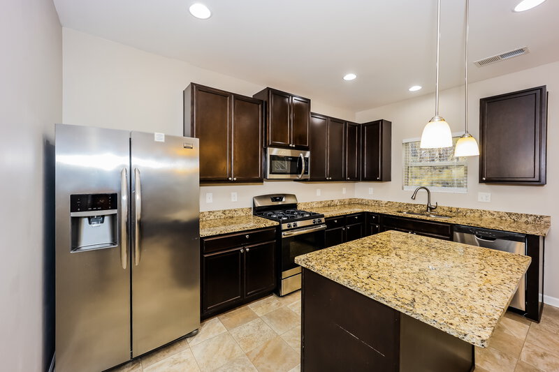 2,165/Mo, 4782 Brookwood Place Atlanta, GA 30349 Kitchen View