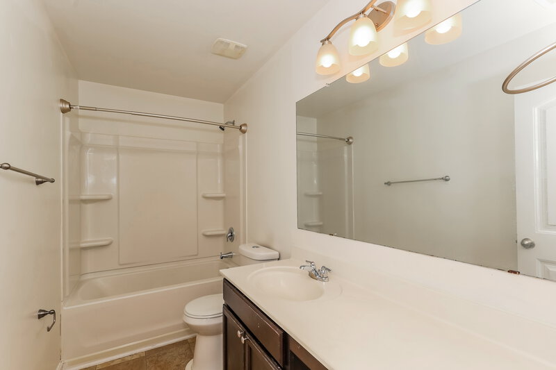 2,495/Mo, 4782 Brookwood Place Atlanta, GA 30349 Bathroom View