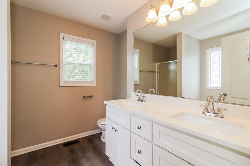2,010/Mo, 55 Richmond Dr Hiram, GA 30141 Main Bathroom View