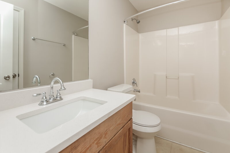 2,015/Mo, 55 Richmond Dr Hiram, GA 30141 Bathroom View