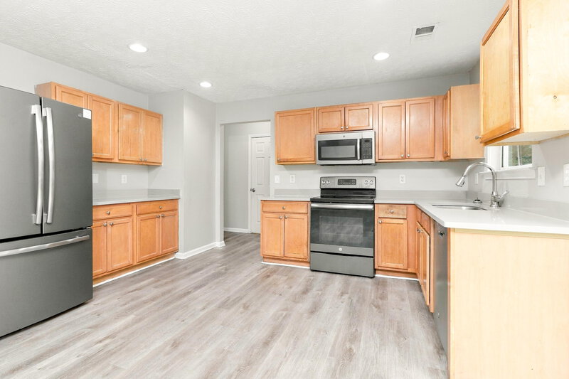2,380/Mo, 2110 Liberty Hts Fairburn, GA 30213 Kitchen View