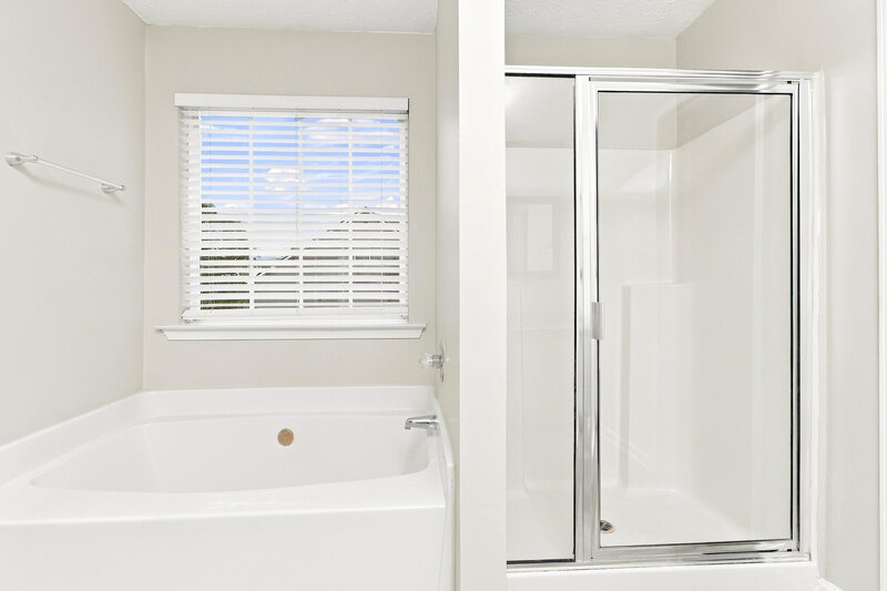 2,380/Mo, 2110 Liberty Hts Fairburn, GA 30213 Primary Bathroom View
