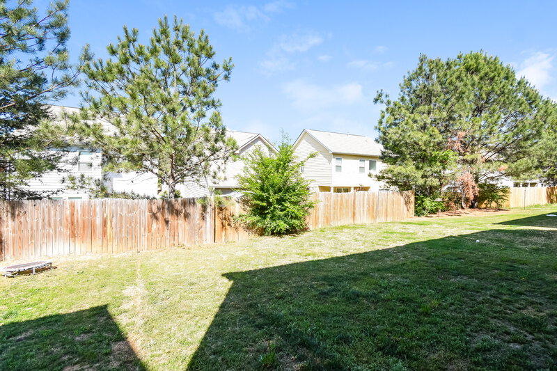 1,835/Mo, 19 Celtic Court Adairsville, GA 30103 Backyard View