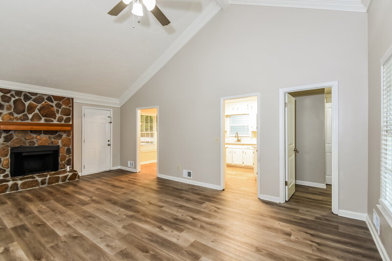 1,955/Mo, 1111 Realm Lane Lawrenceville, GA 30044 Living Room View 2