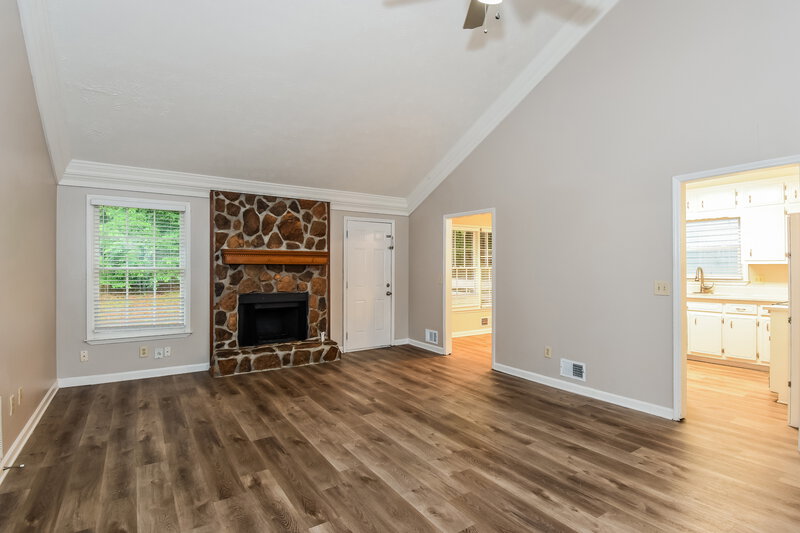 1,955/Mo, 1111 Realm Lane Lawrenceville, GA 30044 Living Room View 3