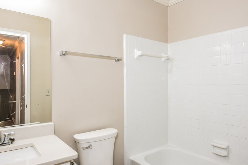 1,955/Mo, 1111 Realm Lane Lawrenceville, GA 30044 Bathroom View