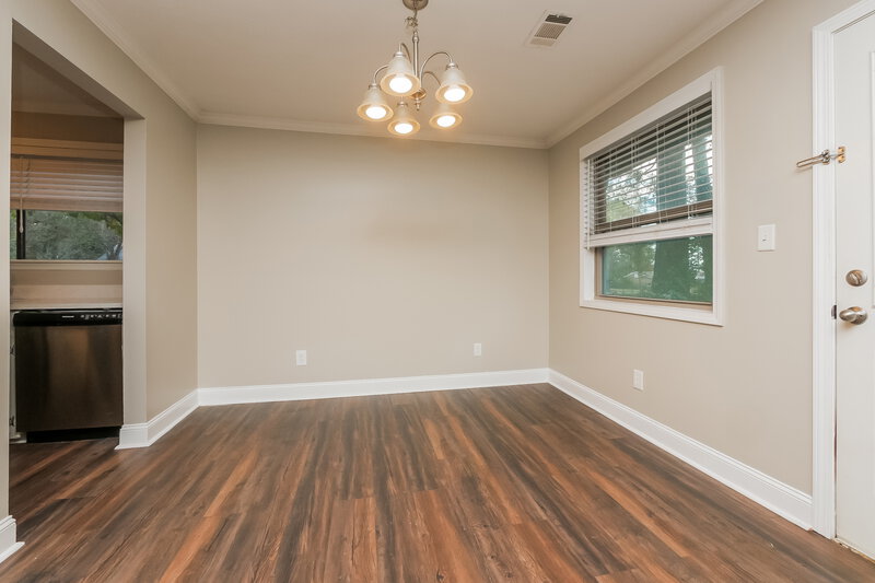 2,240/Mo, 9346 Woodknoll Way Jonesboro, GA 30238 Dining Room View