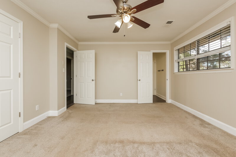 2,240/Mo, 9346 Woodknoll Way Jonesboro, GA 30238 Main Bedroom View 2