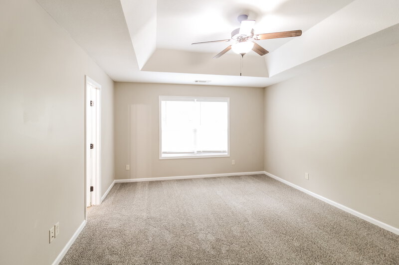 2,040/Mo, 602 Embassy Walk Winder, GA 30680 Main Bedroom View