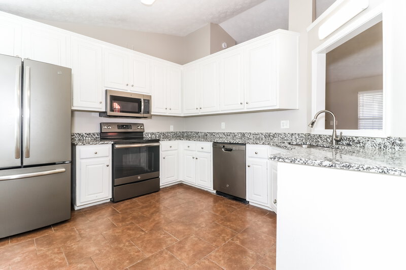 2,160/Mo, 1095 Sycamore Smt Sugar Hill, GA 30518 Kitchen View