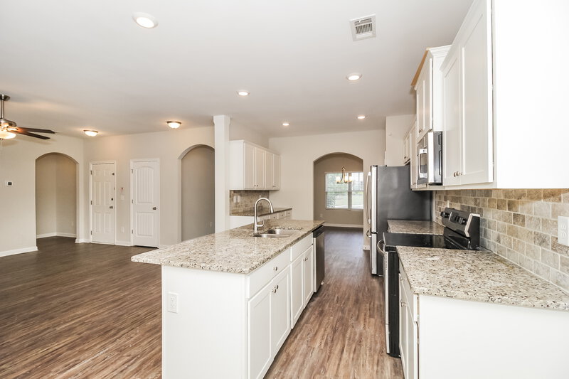 3,010/Mo, 357 Daffodil Dr Temple, GA 30179 Kitchen View 2