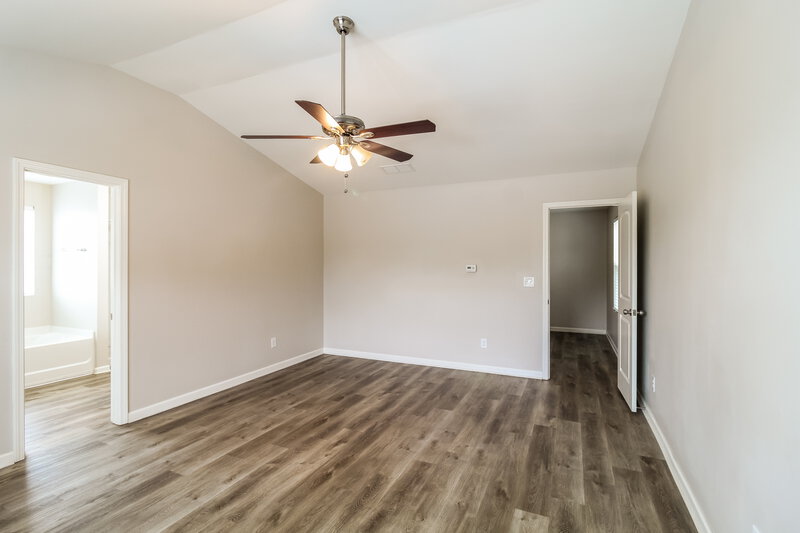 1,790/Mo, 305 Crestfield Circle Covington, GA 30016 Main Bedroom View 2