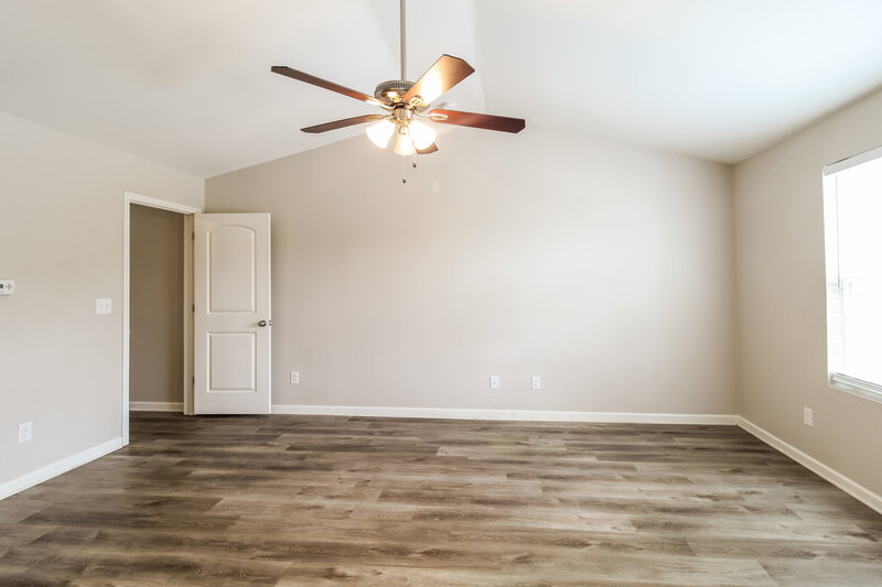 1,790/Mo, 305 Crestfield Circle Covington, GA 30016 Main Bedroom View 3