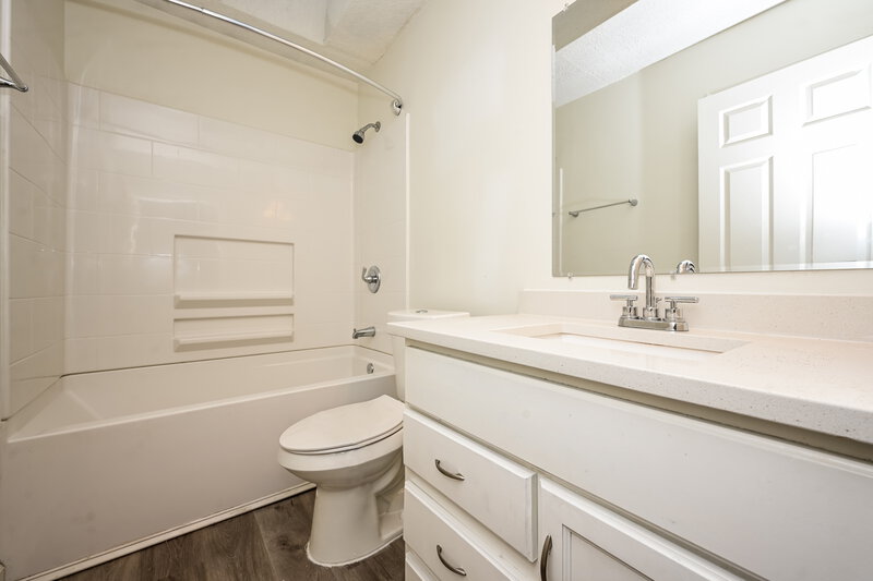 2,700/Mo, 3199 Pearce Ct Lithonia, GA 30038 Bathroom View