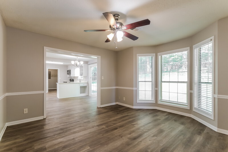 1,900/Mo, 237 Hidden Ct Winder, GA 30680 Living Room View 2