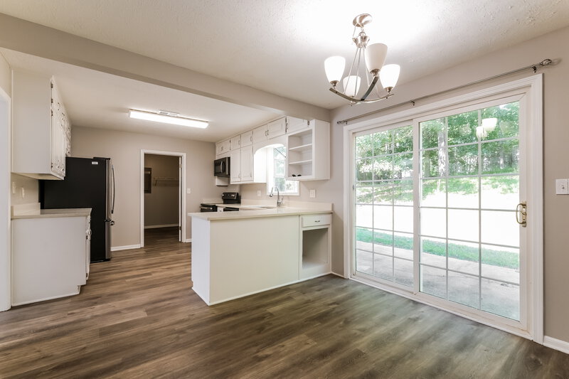 1,900/Mo, 237 Hidden Ct Winder, GA 30680 Dining Room View