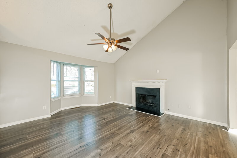 1,910/Mo, 6609 Swift Creek Rd Lithonia, GA 30058 Living Room View