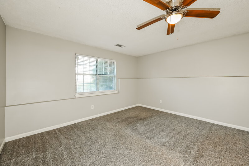 1,910/Mo, 6609 Swift Creek Rd Lithonia, GA 30058 Main Bedroom View
