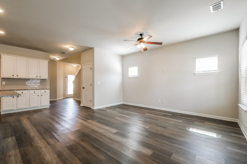 2,195/Mo, 140 Magnaview Dr McDonough, GA 30253 Dining Room View