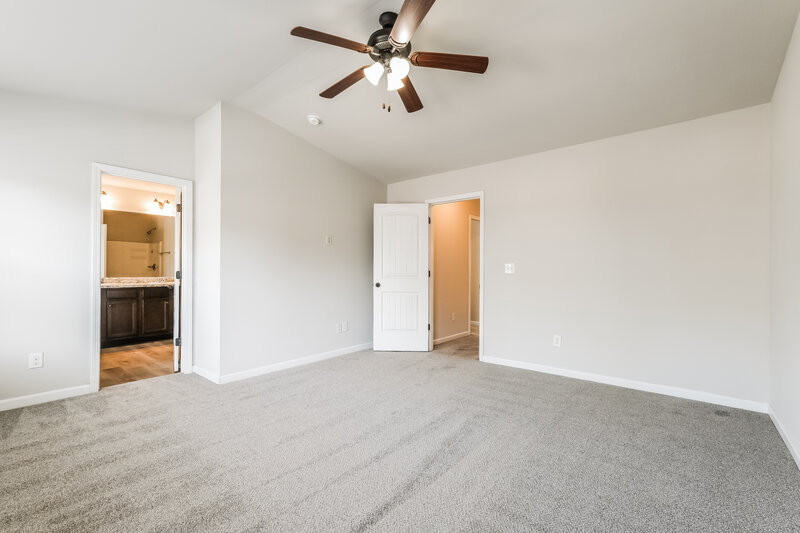 2,195/Mo, 140 Magnaview Dr McDonough, GA 30253 Main Bedroom View 2