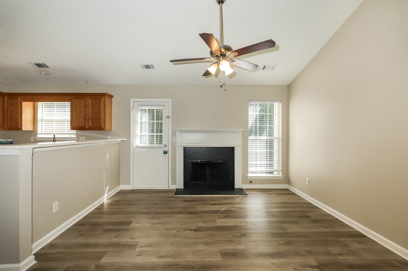2,020/Mo, 9447 Rollinghills Dr Jonesboro, GA 30238 Living Room View