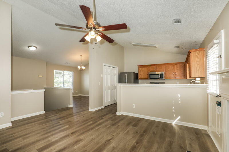 2,020/Mo, 9447 Rollinghills Dr Jonesboro, GA 30238 Living Room View 2