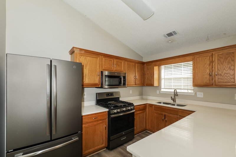 2,020/Mo, 9447 Rollinghills Dr Jonesboro, GA 30238 Kitchen View