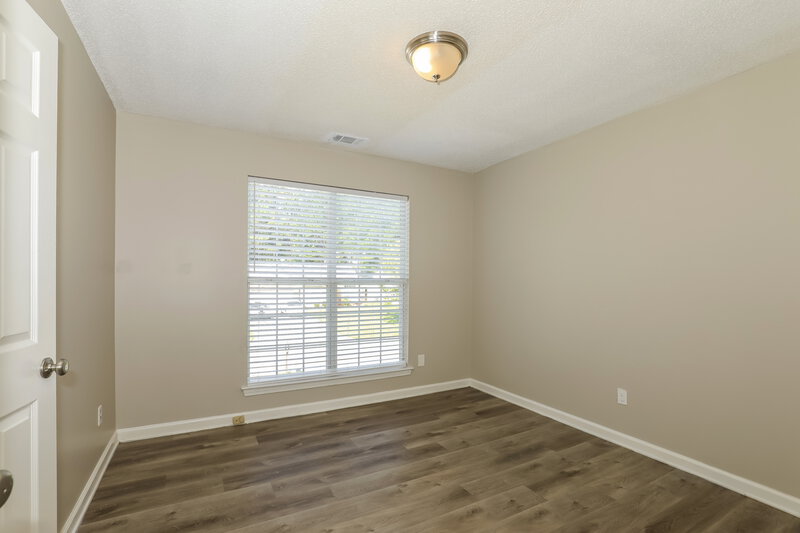 2,020/Mo, 9447 Rollinghills Dr Jonesboro, GA 30238 Bedroom View 4
