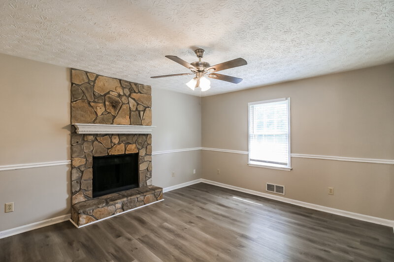 2,360/Mo, 80 Belmont Park Ln Ellenwood, GA 30294 Misc View 3