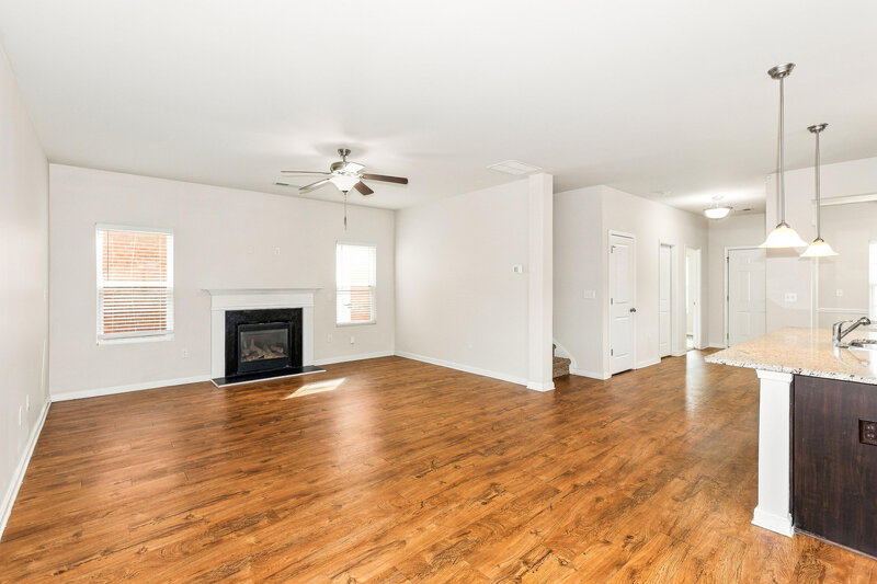 2,580/Mo, 461 Townsend Bnd Stockbridge, GA 30281 Living Room View