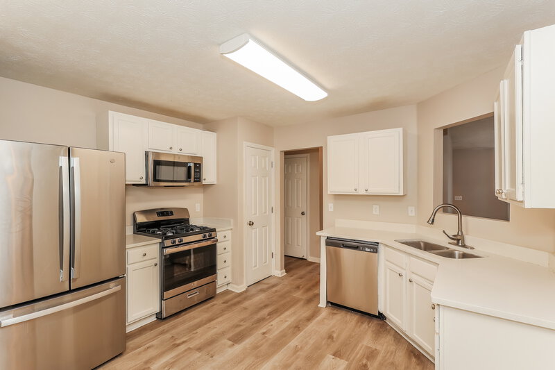2,255/Mo, 1052 Winterglen Way Austell, GA 30168 Kitchen View