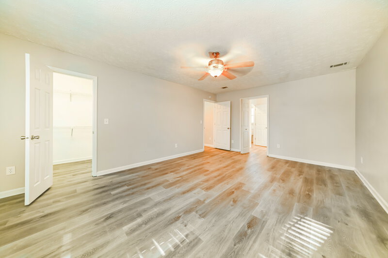 1,885/Mo, 9908 Point View Dr Jonesboro, GA 30238 Main Bedroom View 2