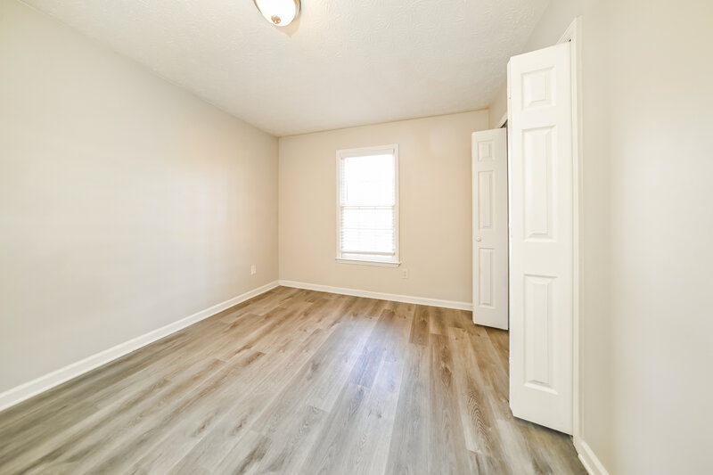 1,885/Mo, 9908 Point View Dr Jonesboro, GA 30238 Bedroom View 2