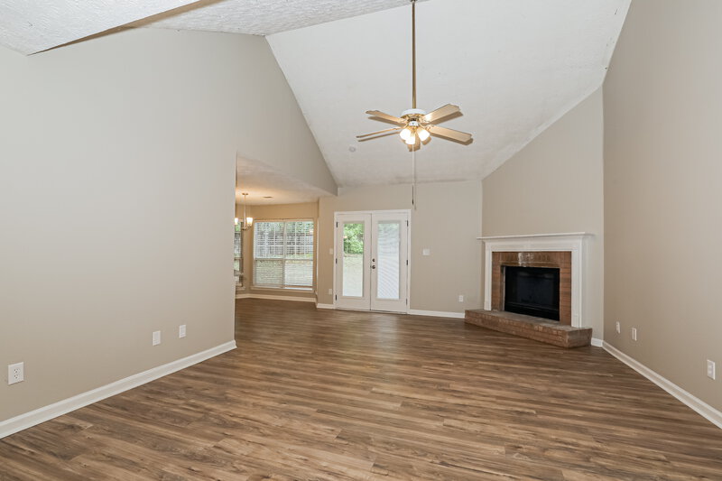 1,820/Mo, 26 Cindy Ct Hampton, GA 30228 Living Room View