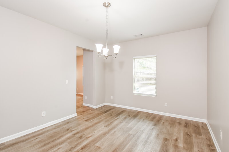 2,405/Mo, 20 Sycamore St Cartersville, GA 30120 Dining Room View