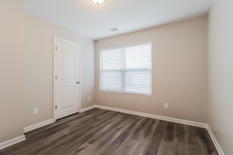 2,410/Mo, 20 Sycamore St Cartersville, GA 30120 Bedroom View