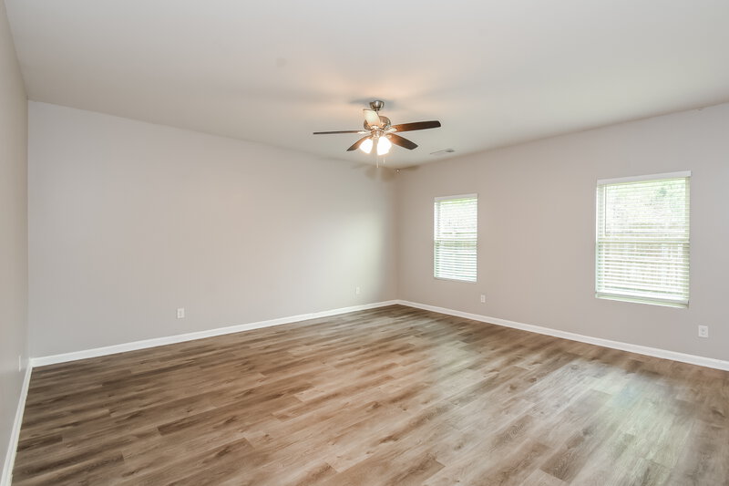 2,405/Mo, 20 Sycamore St Cartersville, GA 30120 Main Bedroom View 3