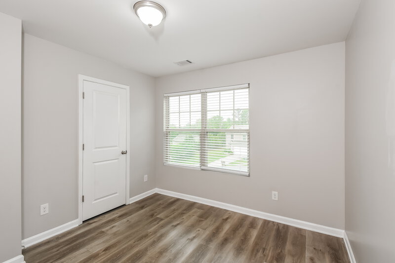 2,405/Mo, 20 Sycamore St Cartersville, GA 30120 Bedroom View