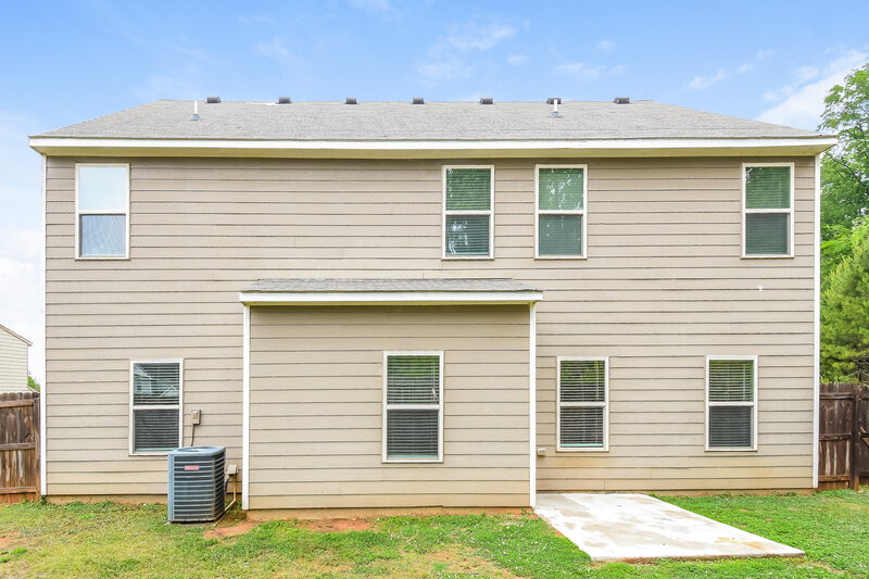 2,405/Mo, 20 Sycamore St Cartersville, GA 30120 Rear View 2