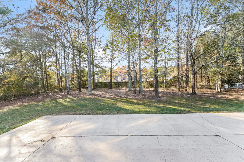2,940/Mo, 330 Fieldstone Ln Covington, GA 30016 Backyard View