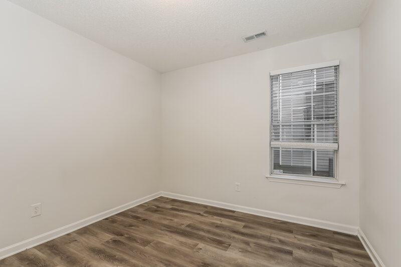 1,825/Mo, 1427 Isleworth Cir College Park, GA 30349 Bedroom View