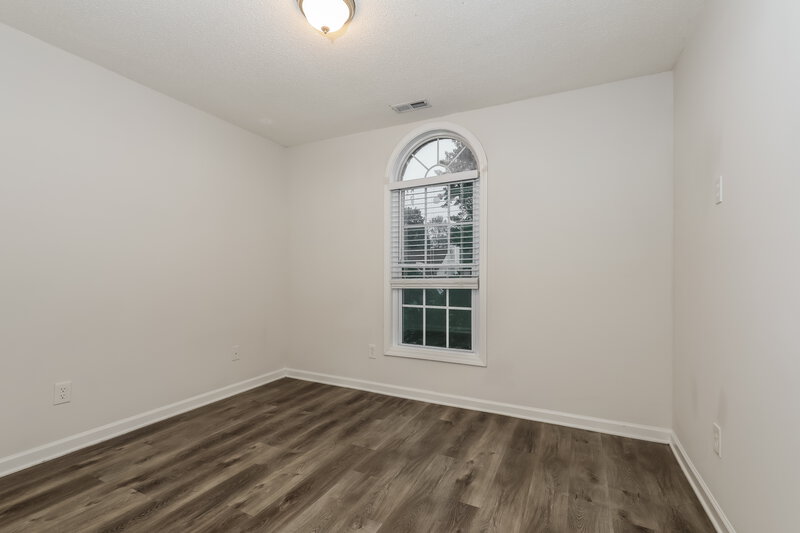 1,825/Mo, 1427 Isleworth Cir College Park, GA 30349 Bedroom View 2