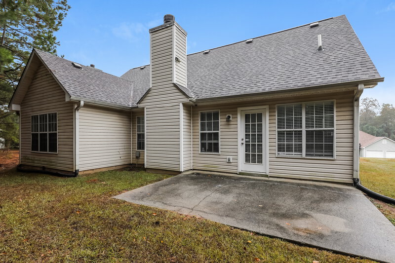 1,825/Mo, 1427 Isleworth Cir College Park, GA 30349 Rear View